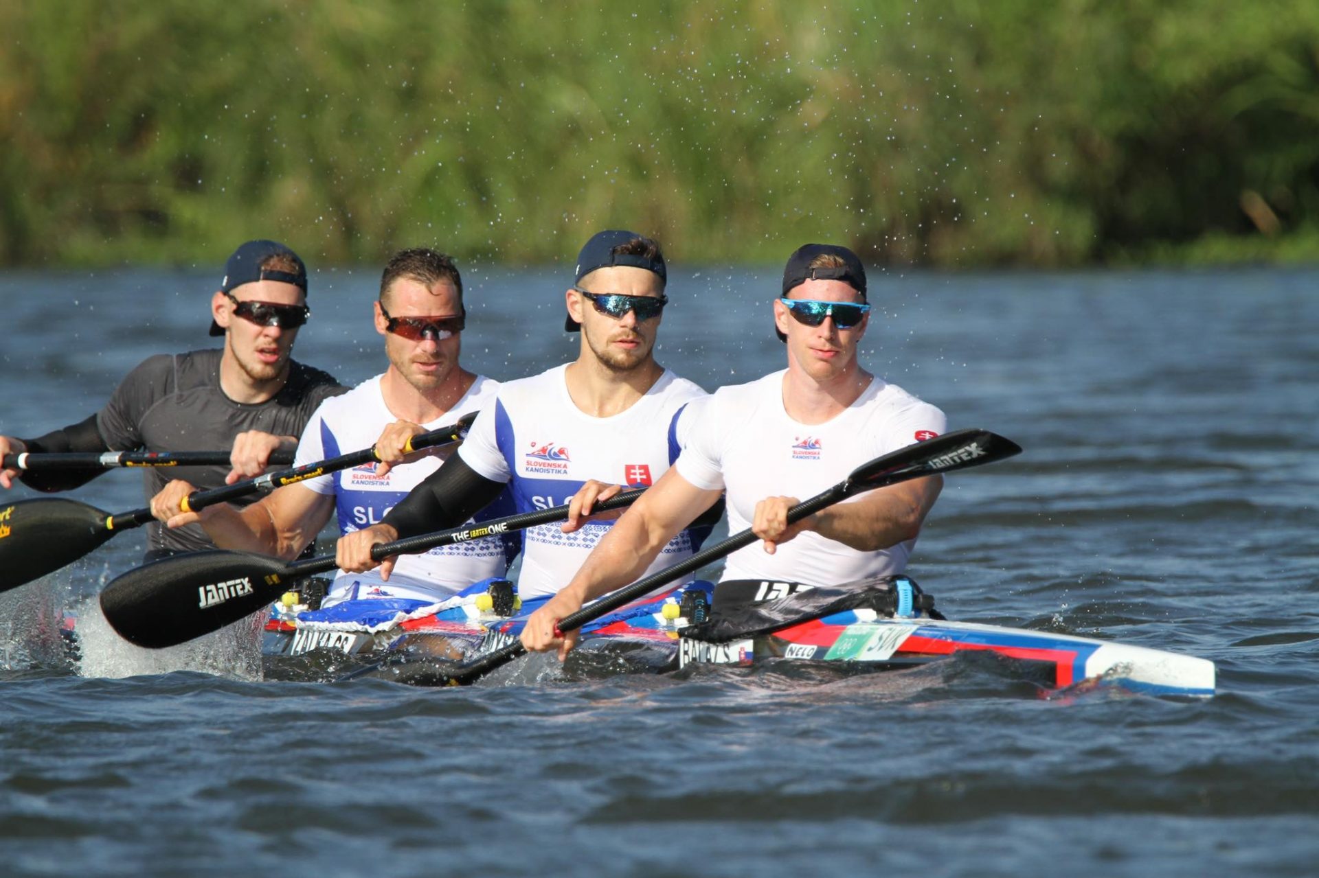 241658781 597844741591768 7253520329246197522 n Kajakár Adam Botek si po olympiáde užíva dovolenku. Kde zanechal medailu?