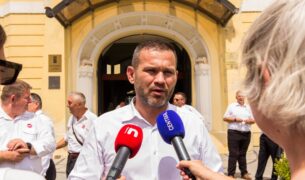 291404655 476708290927738 6837766688270381906 n Branislav Becík je novozvoleným predsedom Nitrianskeho samosprávneho kraja