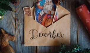 flatlay christmas december 2022 11 10 02 23 14 utc Za hranicami Juhu – Decembrová mágia, štedrý Mikuláš a sila najkratšieho dňa v roku!