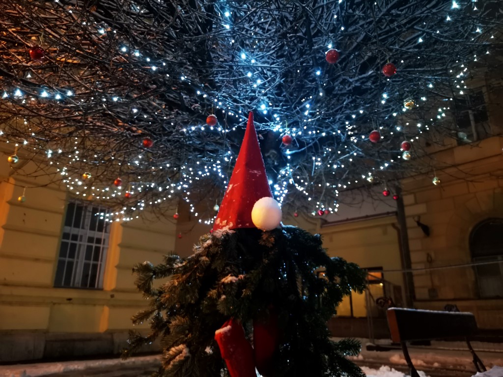 kn7 Vianoce si bez nich už nevieme ani predstaviť! Viete odkiaľ pochádzajú vianočné svetielka?