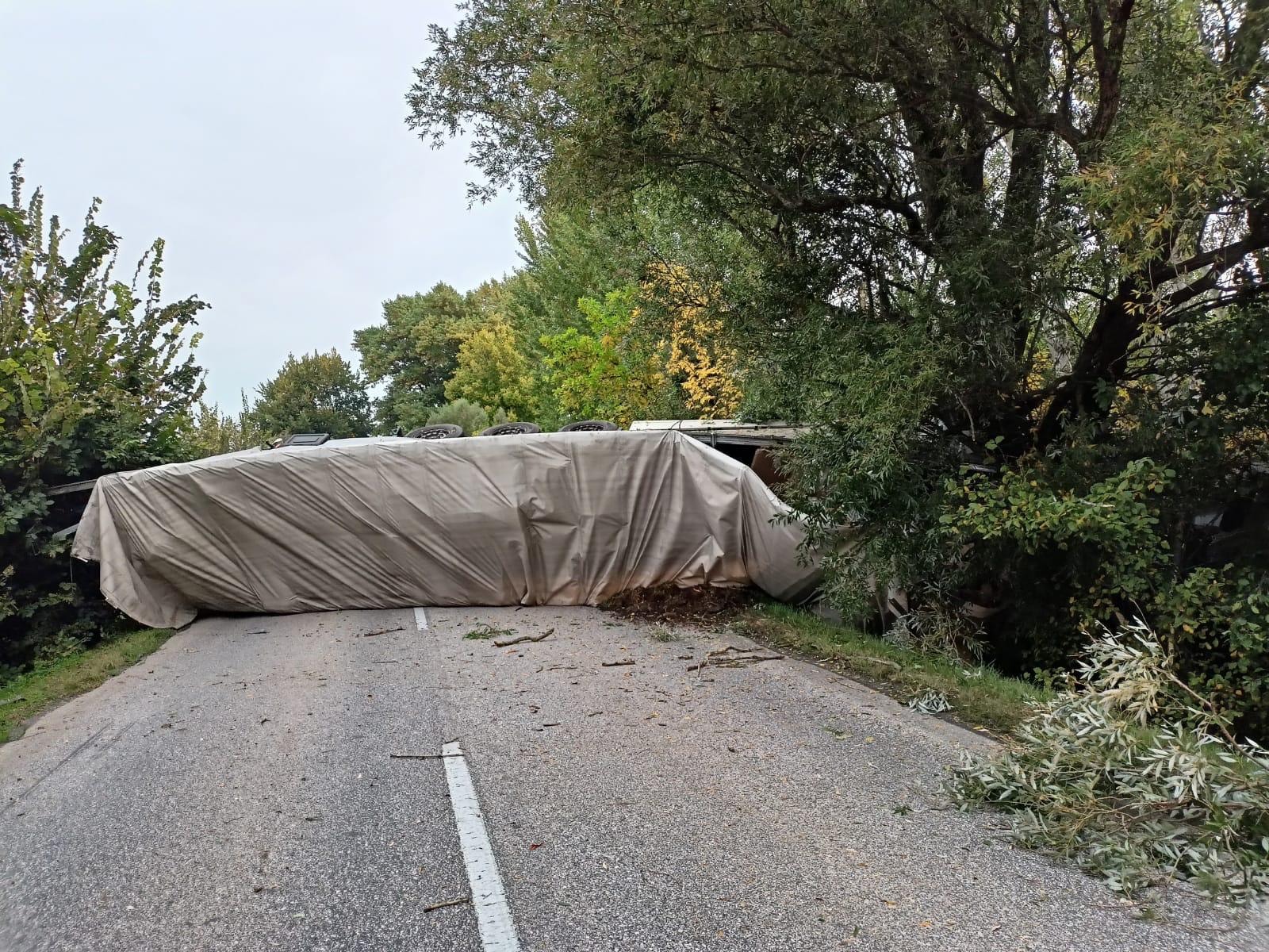 neh4 Medzi obcami Neded a Dedina Mládeže sa stala tragická nehoda