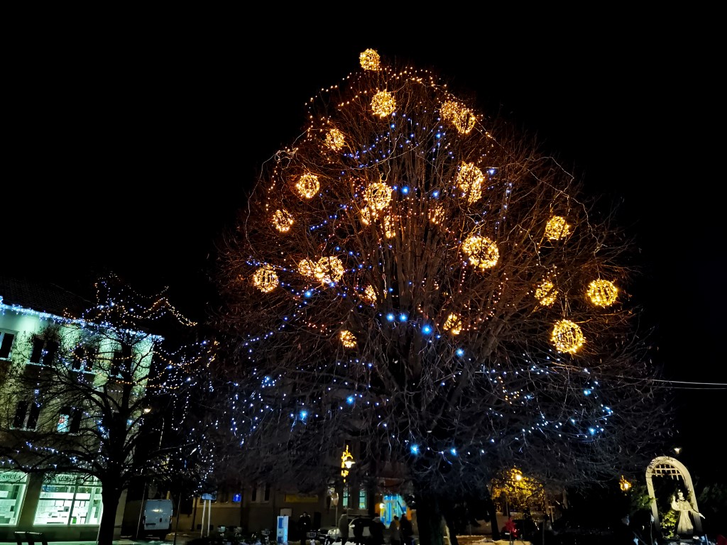 nz6 Vianoce si bez nich už nevieme ani predstaviť! Viete odkiaľ pochádzajú vianočné svetielka?